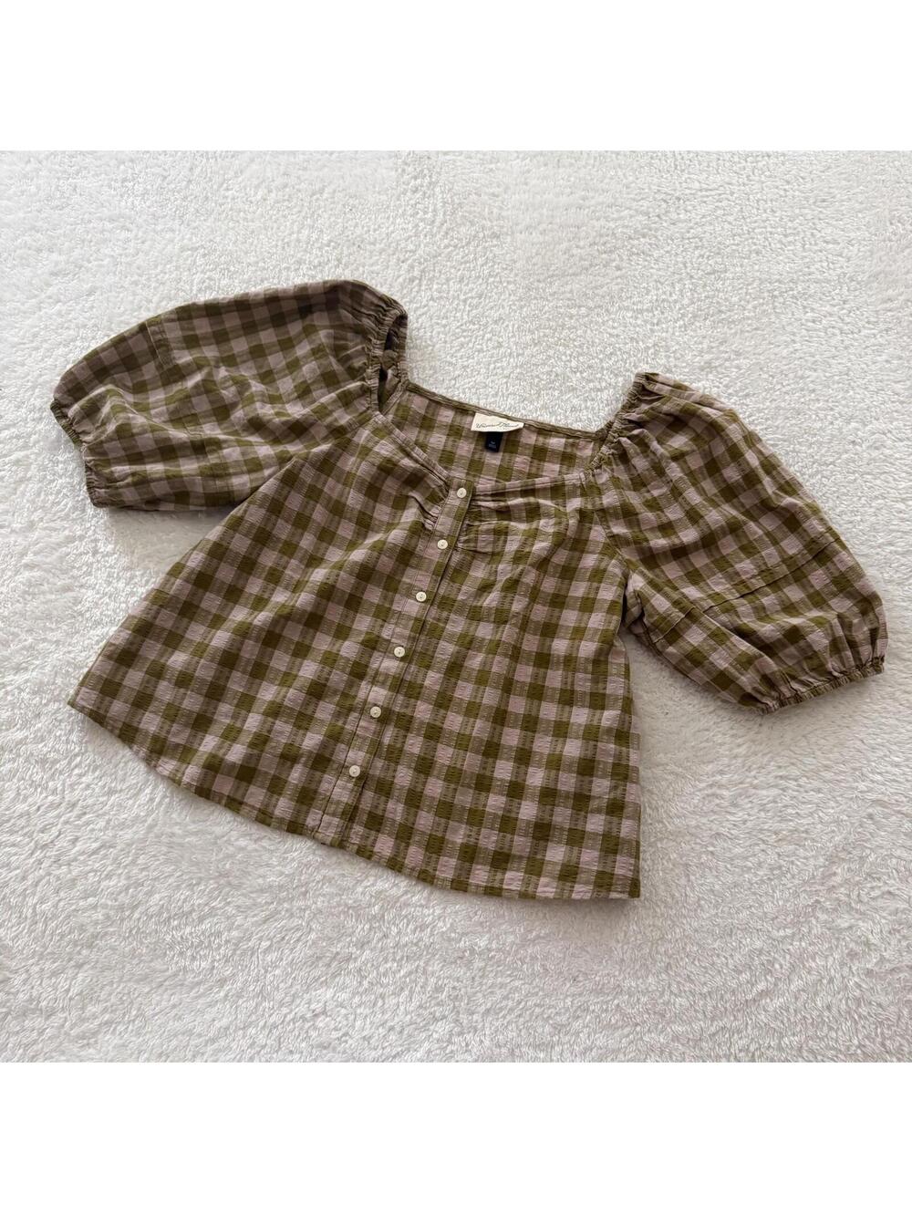 Medium Women’s Gingham Cotton Top